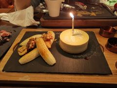 -恰餐厅及酒吧 CHAR Bar & Grill (北京丽都皇冠假日店)