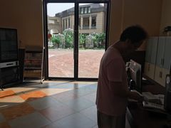 -王府井奥莱临潼小镇(临潼店)