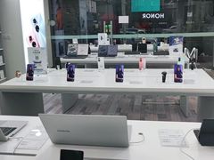 -荣耀授权专卖店(黄浦浙江中路店)