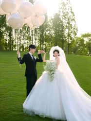 -雅云婚纱摄影工作室旗舰店