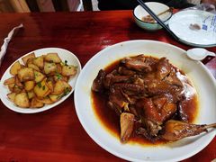-芦茨金富饭庄·25年老字号·专做稻草鸡