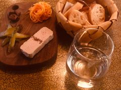 -羽深肉铺 Steak & Wine