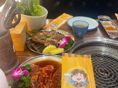 -明洞阿姨·韩式酱蟹烤肉·创意料理(三元桥店)