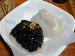 乌米饭团-明月楼