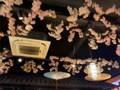 -老街烧烤大排档·地道湖北菜·龙虾馆(汉口火车站店)