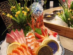 -蟹犇前•帝王蟹雪蟹(陆家嘴店)