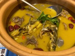 -龙巢盱眙龙虾·牛蛙·烧烤宵夜(八卦岭店)