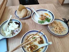 -正南齐北·老街糯米团(洪崖洞店)