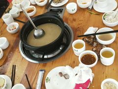 -钰洁腊排骨火锅