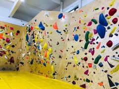 -问山MountQuest攀岩馆