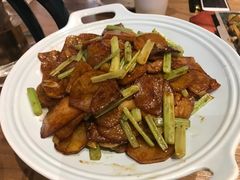 干锅土豆片-文轩私房菜(报社街店)