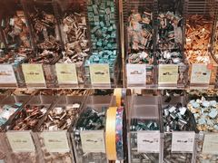 -VENCHI 闻绮(北京国贸商城店)