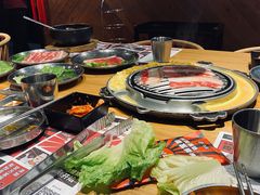 -青瓦炭韩潮烤肉(花园道店)