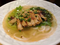 西式猪排河粉-陈鹏鹏潮汕菜(宝安机场T3航站楼店)