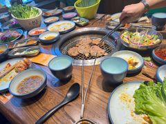 -明洞阿姨·韩式酱蟹烤肉·创意料理(三元桥店)