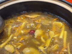 -菌之家·专业纯野生菌火锅·特色炒菌
