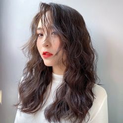 -银星女王公园发型艺术沙龙