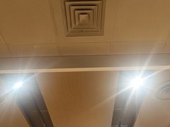 -肯德基(珠峰店)