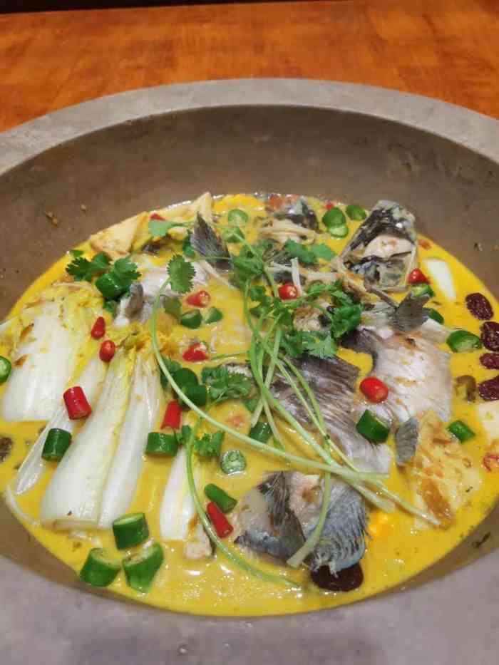 仙鱼石缘云南蒸汽石锅鱼(同安店)-"位置:新西桥公交车站下去一点点