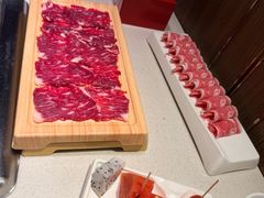 -海底捞火锅鲜切牛肉主题店(长寿路店)