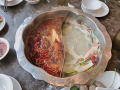 三鲜鸳鸯锅-刘一手重庆火锅(万达广场店)