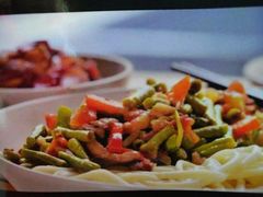 碎肉拌面-阿布都新疆美食
