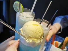 -穹六人间 people 6(岳阳路店)