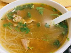 咖喱牛肉粉丝汤-黄阿姨锅贴大王(万航渡路店)