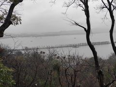 -宝石山