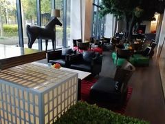 -上海虹桥西郊假日酒店