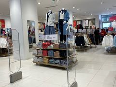 -优衣库(昆明七彩METOWN购物中心店)