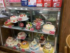 面包甜点陈列柜-味多美(梅陇西路店)