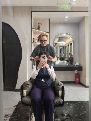 -TOP HAIR SALON