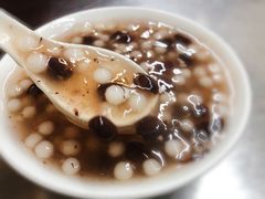 -芳婆糕团店(王府大街店)
