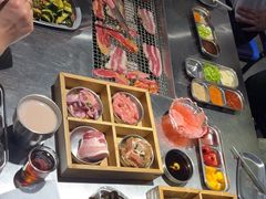 -马路牙子烧烤音乐酒馆(望京店)