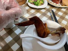 -新大咀港式茶餐厅(宝山万达店)