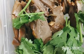 Braised Pork Trotter