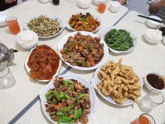 -满口香饭店