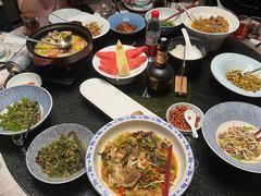 -状元人家·公园别墅衡东土菜(溪悦荟店)