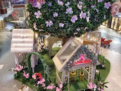 -王府井奥莱棋盘山小镇