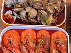 -华府九号海鲜烧烤大排档(龙域店)