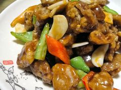 溜肥肠-聚首堂·特色小吃·肘子(什刹海德胜门店)