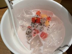 现任椰奶冰粉-太二酸菜鱼(正大广场店)