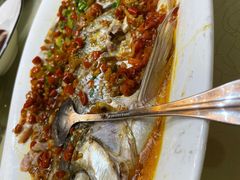 剁椒白鱼-山明水秀大饭店