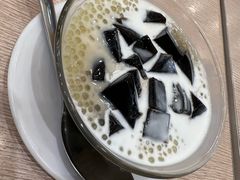 -佰搭果·广式茶餐厅(西华路店)