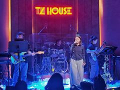 -TZ House音乐现场(来福士中心店)
