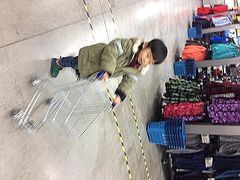 专为小朋友设计的手推车-迪卡侬(南二环店)