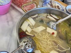 -朴小妹人参鸡汤火锅(长白山万达店)