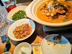 -黄泥岗·地道湖北菜(奥特莱斯店)