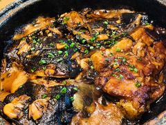 砂锅蝶鱼头-新海渔港·胶东海鲜家常菜·家宴(奥体中心店)